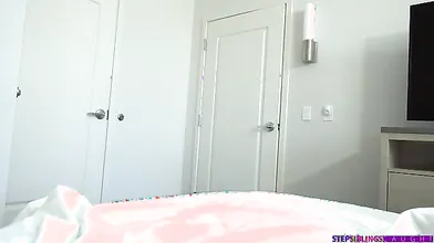 Sharing A Bed With My Step Sister - S11:E10