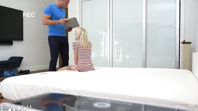 Stepsister Squirts On Stepbro's Laptop