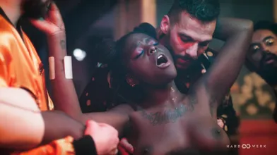 Loving With Las Bangers