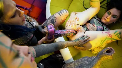 Anuskatzz And Serpienta Get Their Holes Gaped With Big Toys And Illuzs Help