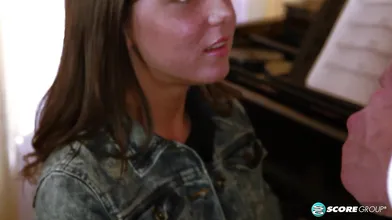 Tight Teen Foxy Di Rides the Pianist's Penis During Her Music Lesson