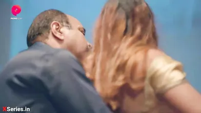 Pareshan Doctor Ne Apni Hot Beti Ke Jane Ke Bad Apne Sexy Biwi Ke Sath Ki Jabardast Chudai. Sexy Biwi Ke Gand Mara. Ullu Indian Web Series. Aakhri Iccha E3.