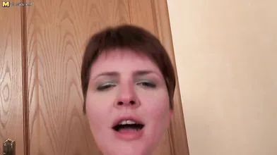Naughty housewife taking it up the ass
