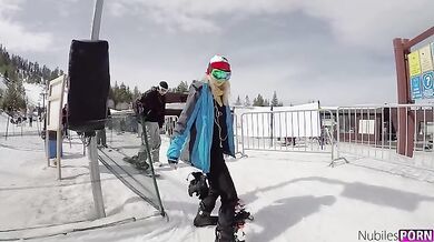 Snow Bunnies 3 - S1:E3