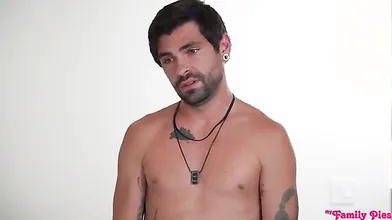 Vous pouvez porter mes chemises mais je veux mettre vos pantalons Stepsis - S27: E5