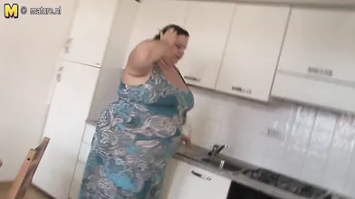 This big lady loves getting horny by herself