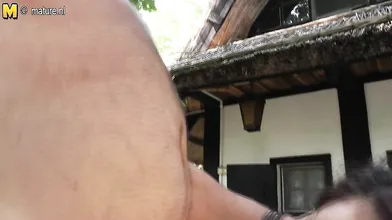 Hot babe doing an old pervert in the open air