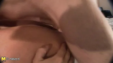 Mature nympho getting wet from cock