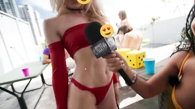 REALITY KINGS Gamer Girl Yasmina Khan Moans In Pleasure As Jason Fucks Her Mid Game