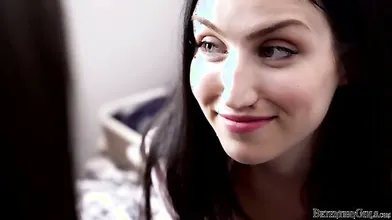 Girls Left Alone - S2:E4