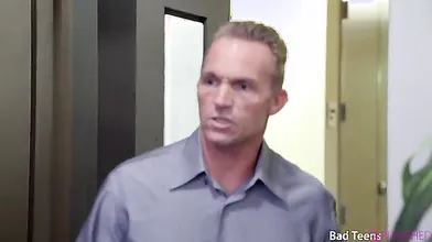Pussy Bandit - S6:E2