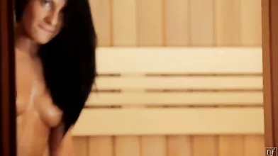 Seductive - S14:E12