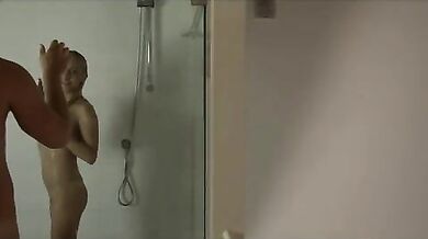 Shower For Two - S18:E15