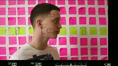 Post It Kiss - S19:E15