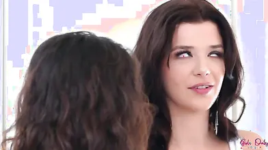 No Need For A Guy When You Have Me - S10:E5