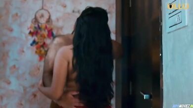Farebi-Ishq-(2024)-Season-01-Part-1-Hindi-ULLU-Web-Series