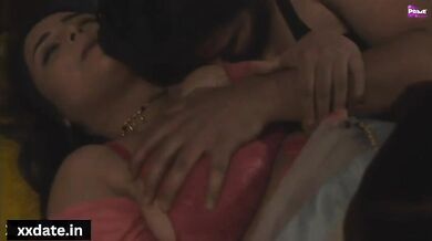 Pati So Raha Tha Dever Ne Aa Ke Bhabhi Ki Chut Me Chalai Ugly - Yorgelis Carrillo