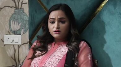 Pati Ko Dokha Deke Kiya Premi Ke Sath Sex 008