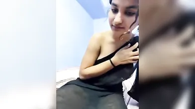 Khadija37 Tamil Stripchat Fingering And Stick Play