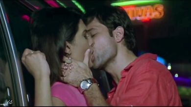 Geeta Basra Emraan Hashmi Kissing MrSkinIndia FilmyFantasy Nude Bollywood