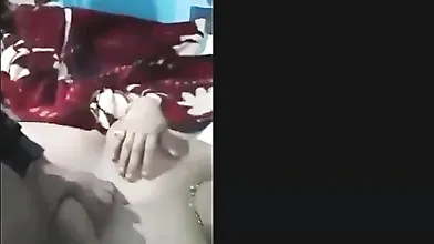 देसी बड़े स्तन वाली भाभी का पति के साथ सेक्स