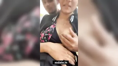Chapri Boy Pressing Boobs Of Beautiful GirlFriend In Public Park Jaipur Viral Xxx.