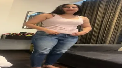 Beautiful Desi High Profile Bhabhi Fuck In Hotel