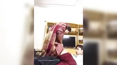 Desi Aunty Affair With Teen Boy