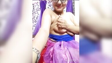Reshmi 69 Strip Chat Model Big Boobs Pressing With Face