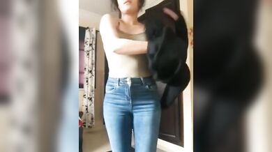 Desi Paki Cutie Leaks Her Own Dress-up Tease!????????✨
