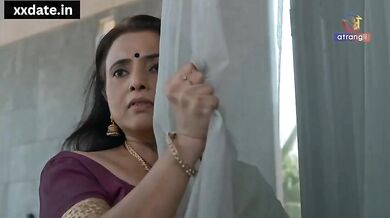 GIRLFRIEND KE SATH USKI MUMMY KE SAMNE CHUDAI