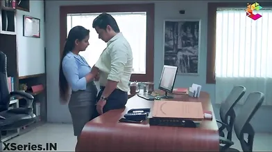 OFFICE ME TAANGE UTHA KAR CHODA