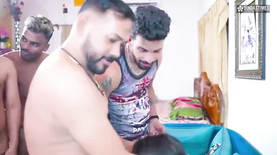 Desi Indian Bhabhi Can Take All Cocks - Sudipa Ko Line Lagake Sabne Choda