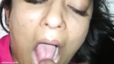 HInDI BLowJoB Indian Couple