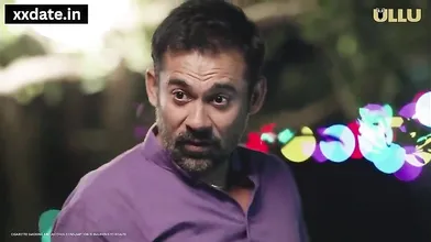 DESI BHABHI KO BANAYA GODI TEL LGA KE CHODA