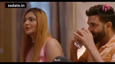 SEXY BHABHI KO CHODA DEVER NE PATI SO RAHA THA