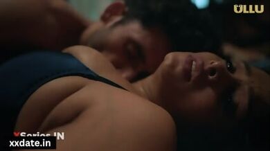 Very Beautiful Bhabhi Shuck Thick Cock And Enjoying Very Romantic Sex_1