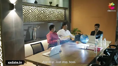 Office Me Reena Ko Banaya Godi Boss Ne Dogystyle Me Choda